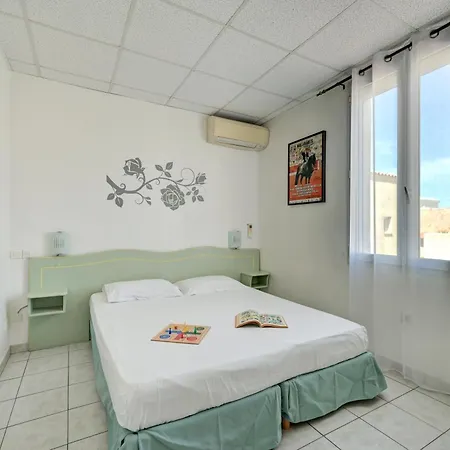 Hotel Camille Saintes-Maries-de-la-Mer Exterior photo