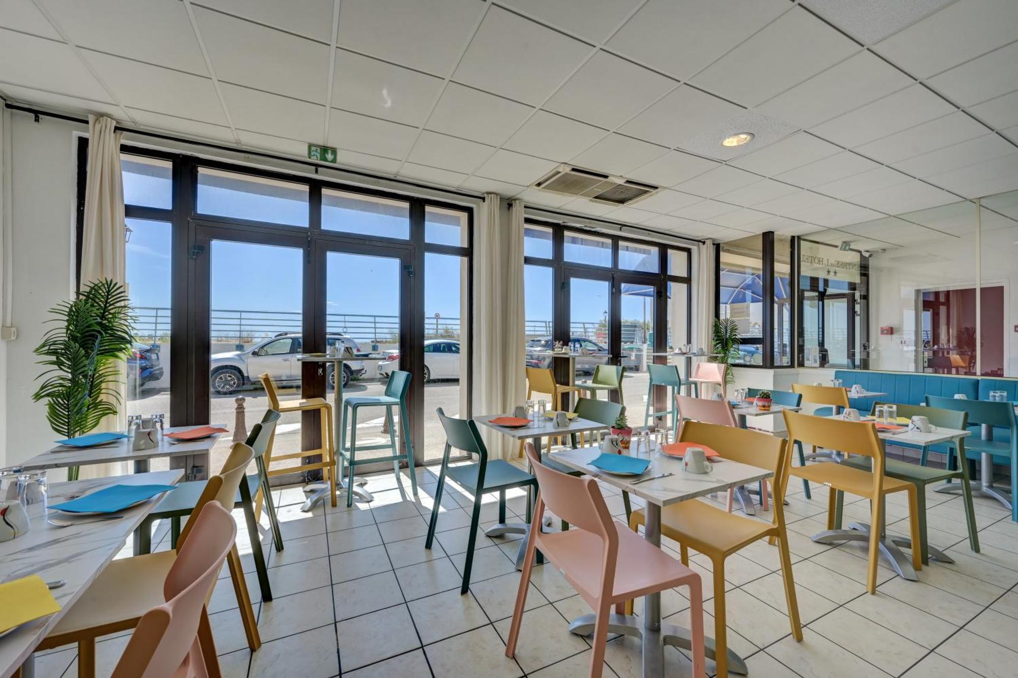 Camille Hotel 2*