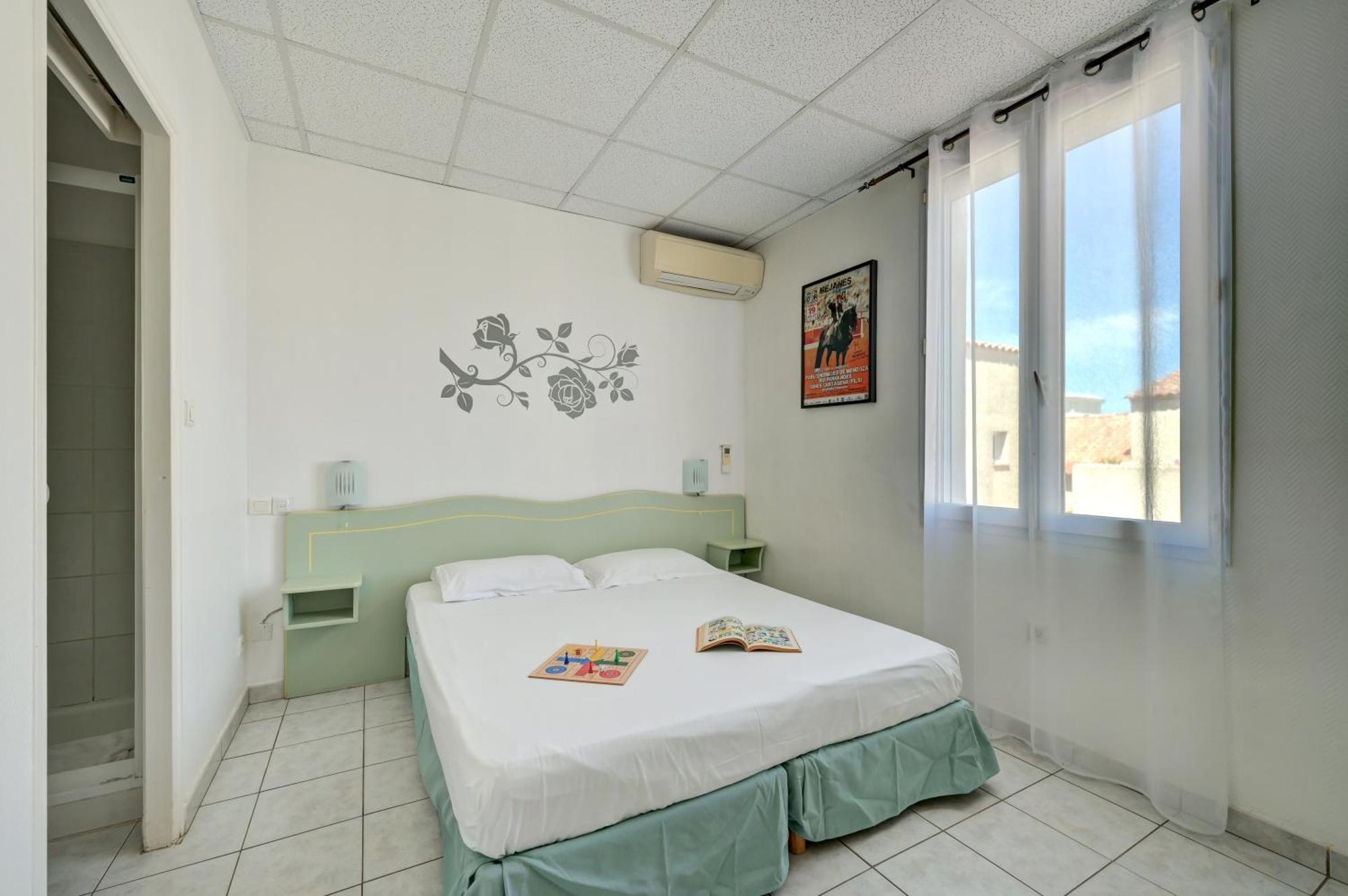 Hotel Camille 2*